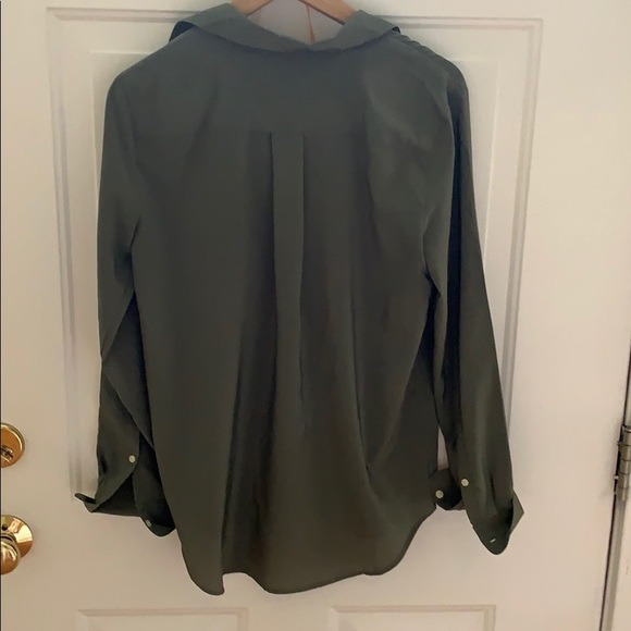 Float Tunic button down - Picture 3 of 4